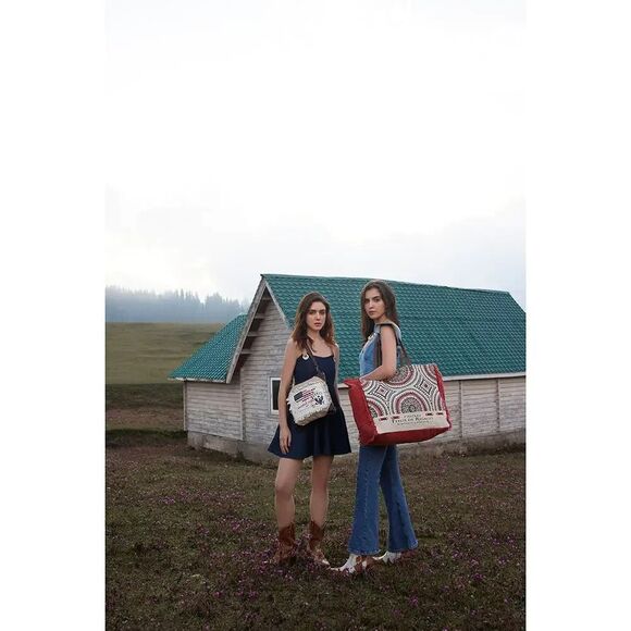 Myra Bag Handmade Fleur Rigaud Weekender Bag Upcycled Canvas & Cowhide Leather - Picture 10 of 13